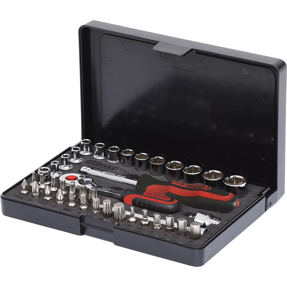 Boîte à outils noire ouverte avec clé et jeu d'embouts. La poignée a des éléments rouges.